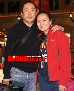 Өдөн дэр &amp; “швейцарь” Отгоо