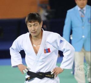 Захиа өгч байгаагүй