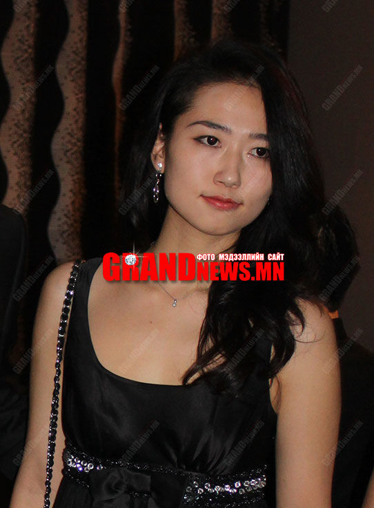 Сү.Батболдын бэр гурав дахь нөхрөө сонгов