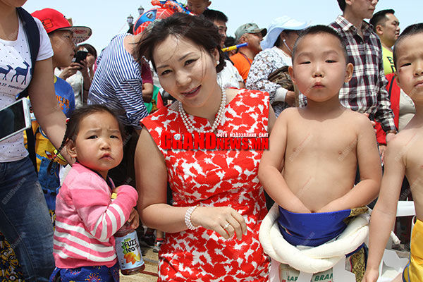 Т.Баясгалан энд гарч ирэв