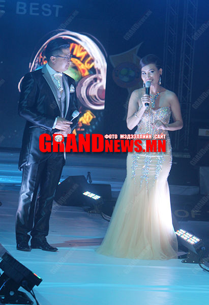 Анууш П.Одгэрэлийнхээ галбирт нүд унагав 