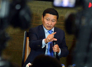 Н.Алтанхуягийг алиа салбадай гэв