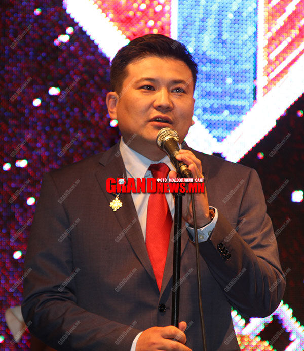 Төрийн соёрхолтын найр нижгэр боллоо