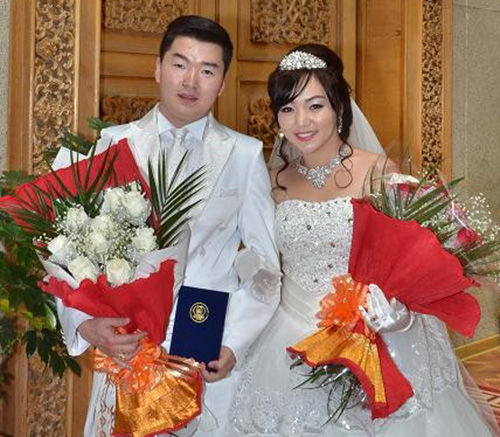 С.Нарантунгалаг  нэр зээлдсэн гэв үү?