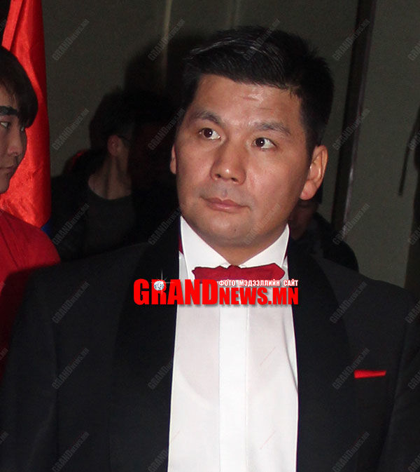 Сийлбэрч, дуучин музейтэй болно