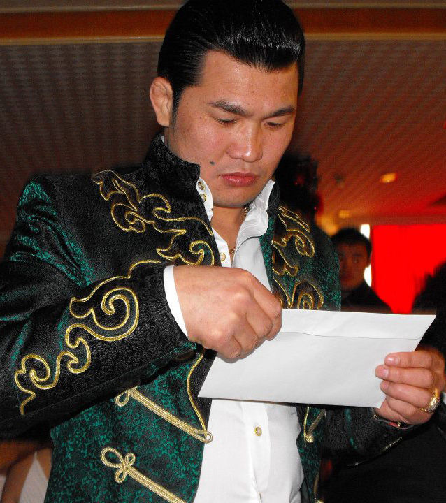 Шүлэгч Цагаанбаатар