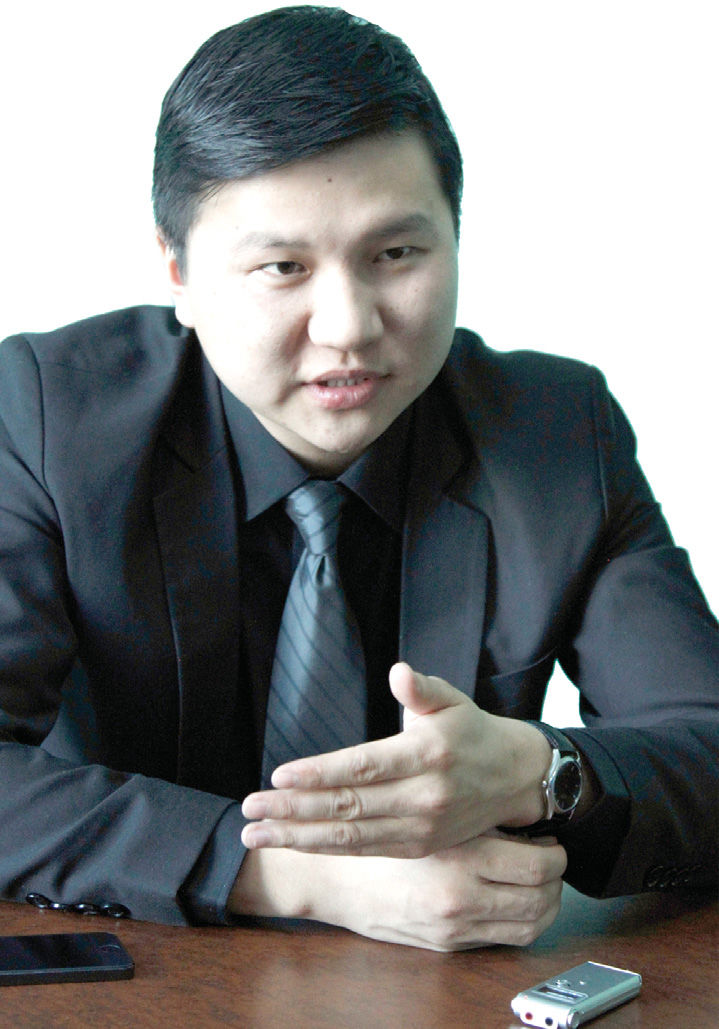 Ч.Ганжавхлан найз бүсгүйтэй болжээ