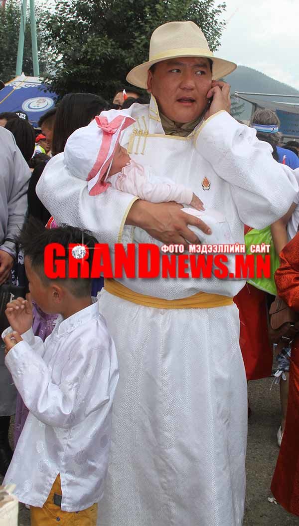 Г.Эрхэмбаяр гэр бүлтэйгээ 