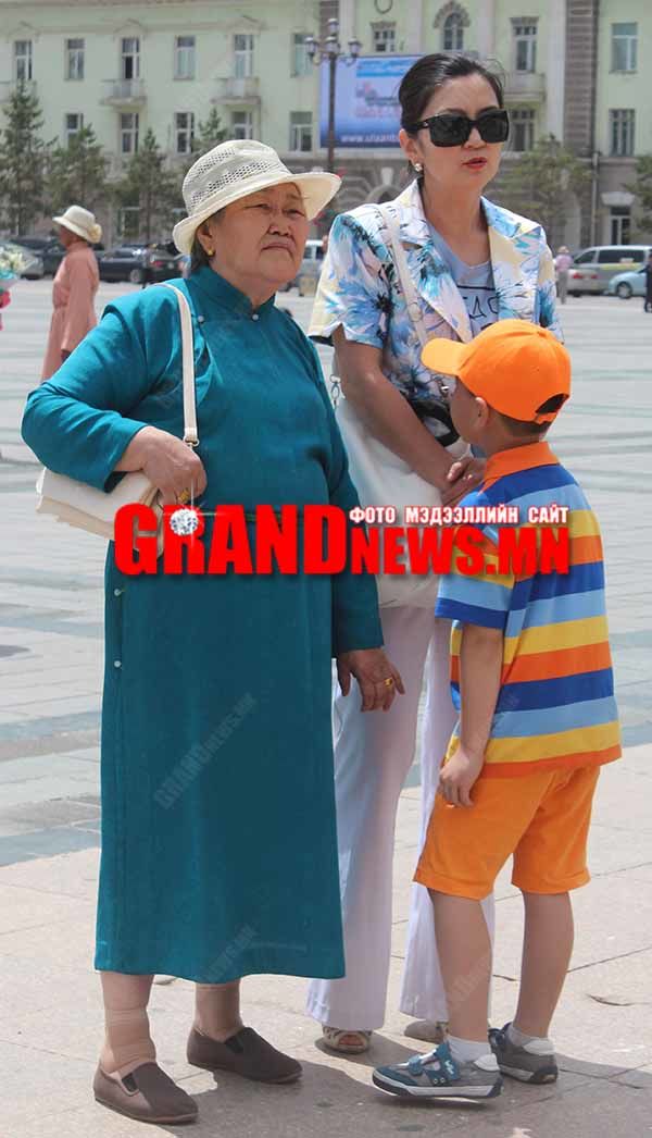 Ж.Оюундарийн цорын ганц үнэнч шүүмжлэгч