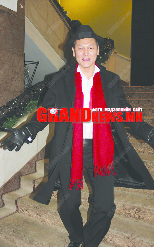 Пооз ч байна шүү