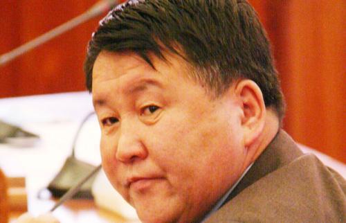 Гишүүн асангуудын “дээл нөмрөх” цуваа-1