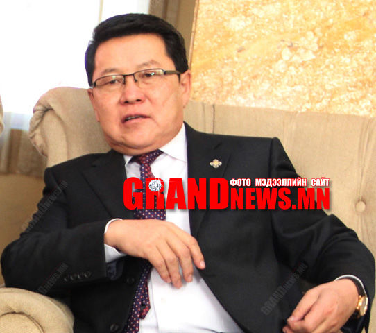 Сангийн сайд 960 мянгаар торгуулав