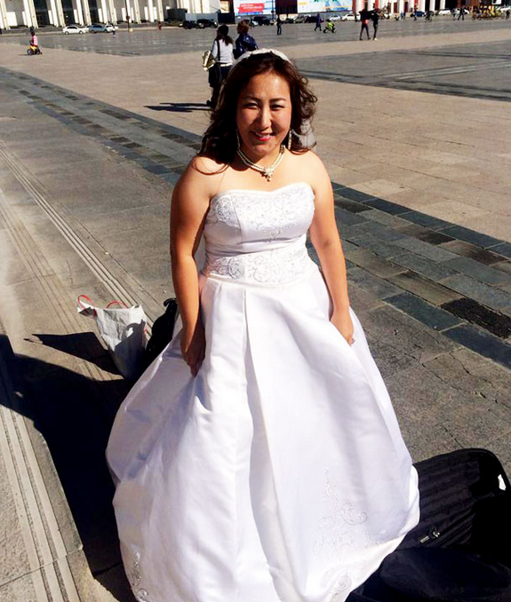 Б.Навчаа Э.Одгэрэлийг “ангуучлав”