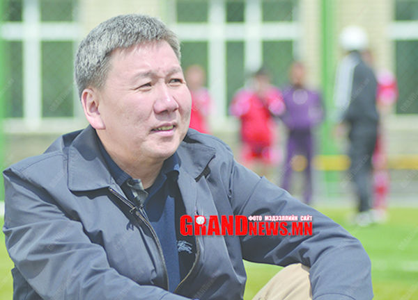 Лу.БОЛД: Би хатуу хүн учраас бурхан надад охид хайрласан байх