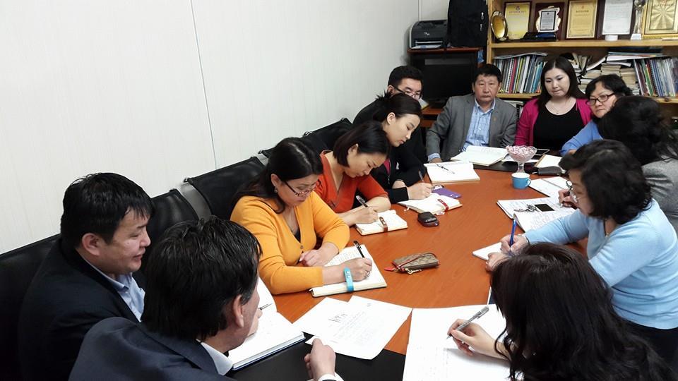 С.Ганбаатар тэмцэгчдийн талд зогсоно 