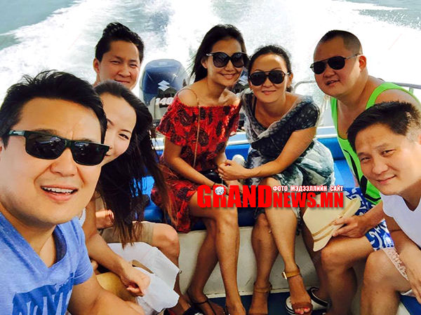 Баячууд ингэж тансагладаг юм!