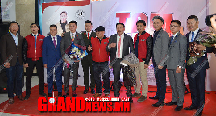 Том толгойтын романс /Фото/