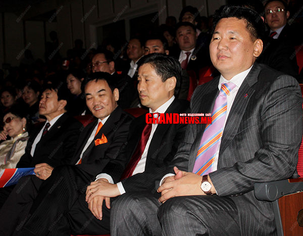 Нударганы амт хатуу л гэж мэд!