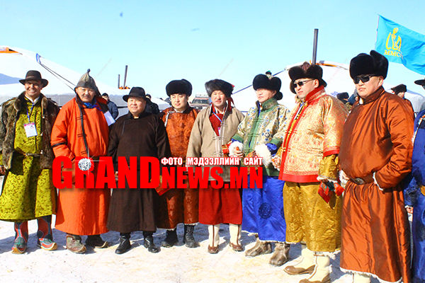 “Дүнжингарав-2015” наадмын гоёл