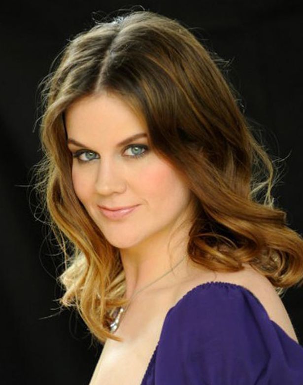 Алдарт дуучид таалал төгсжээ