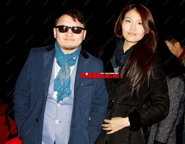 “Сүнс”-ийн Б.Лхагваагийн баян эхнэртэй танилц!