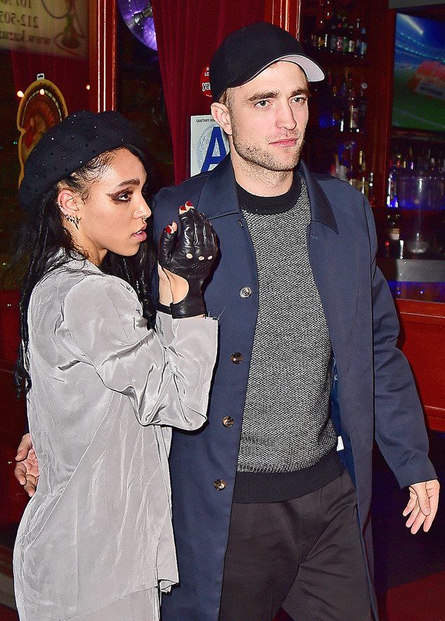 Robert Pattinson сонголтондоо үнэнч үү?