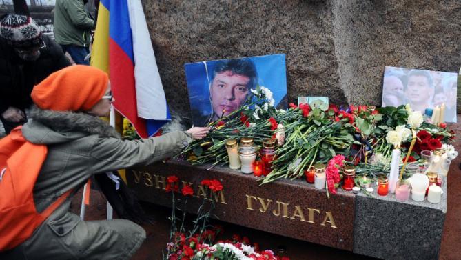 Оросууд гашуудсаар