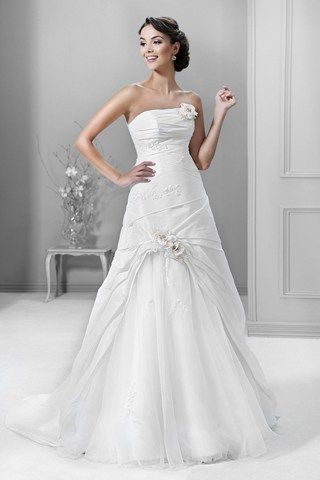 Мөрөөдлийн даашинз