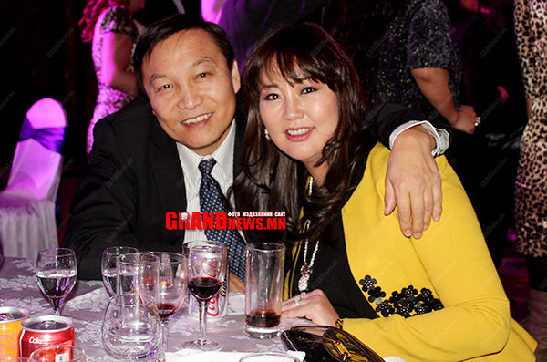 Л.Гүндалайд ”баярла”...