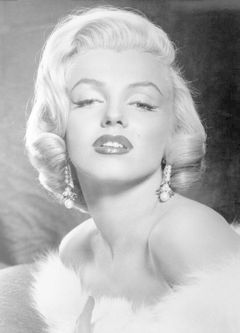 Холливудын гоо хатад