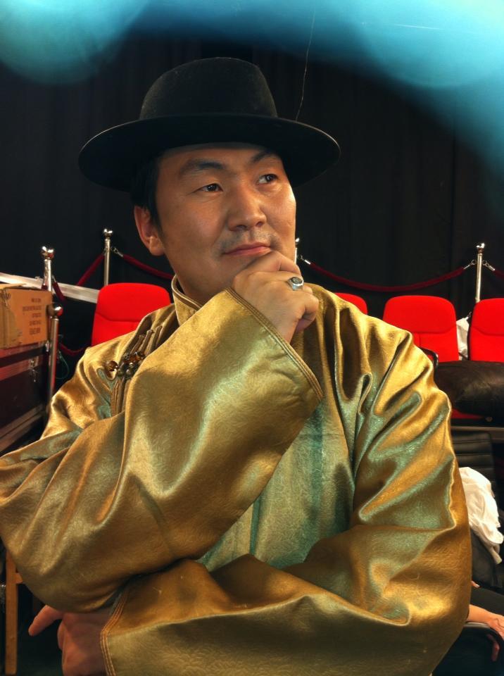 Жүжигчин Ц.Ганзоригийн бөө болсон өдөр