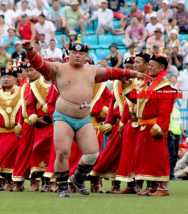 Гранд педиа: Энхтөгсийн Оюунболд  