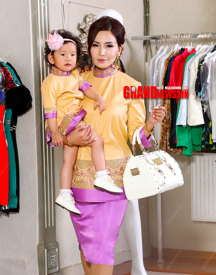 Ану өөрөөрөө төрсөн үү?