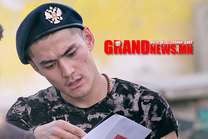 Байгаагаараа л байдаг Бэкэ