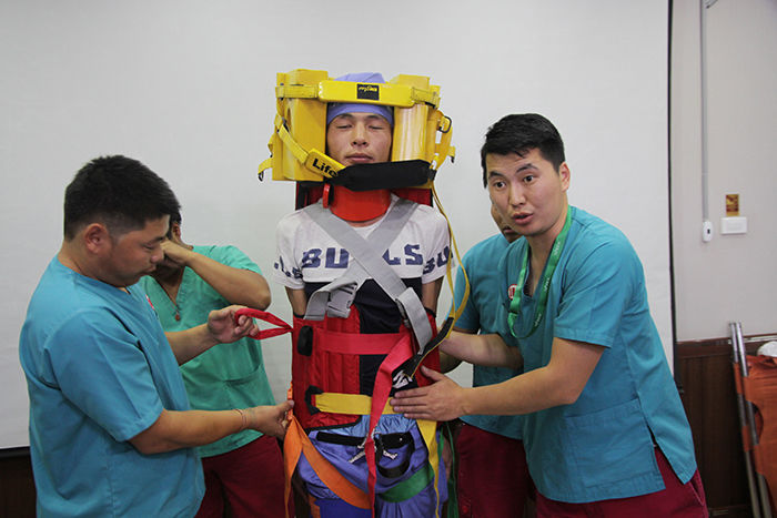 Монгол Улсын Хүнсний Манлай үйлдвэр “Арвайн үндэс” компани Нийслэлийн Түргэн тусламжийн төвтэй  хамтран сургалт зохион байгууллаа.