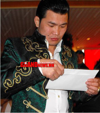 Х.Цагаанбаатар зодог тайлав