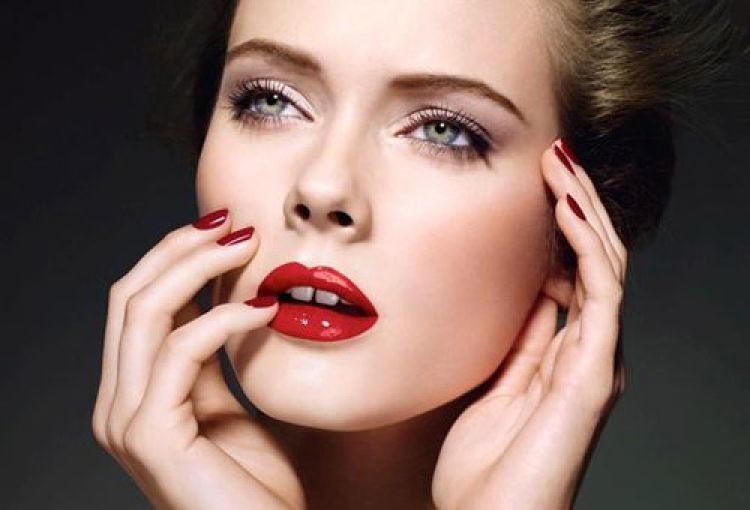 Уруул хатах шалтгаан ба хэрхэн эмчлэх вэ