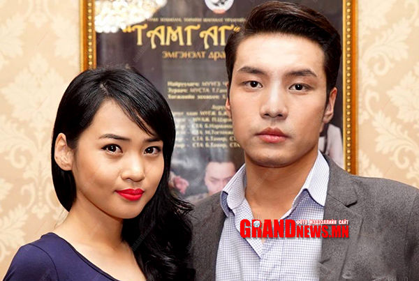 О.Дөлгөөн Жульеттагийн дүрд тоглохын тулд?