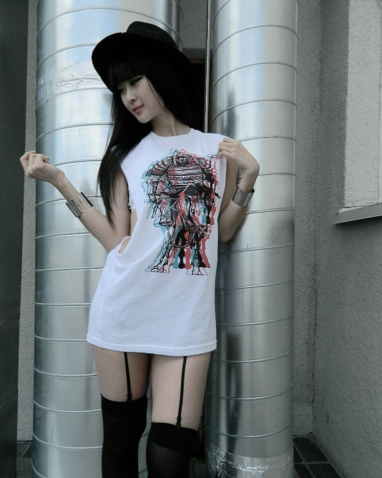 Б.Ууганцэцэг: Мода монголоор дуусдаг гэж хэлэх нь зохимжгүй