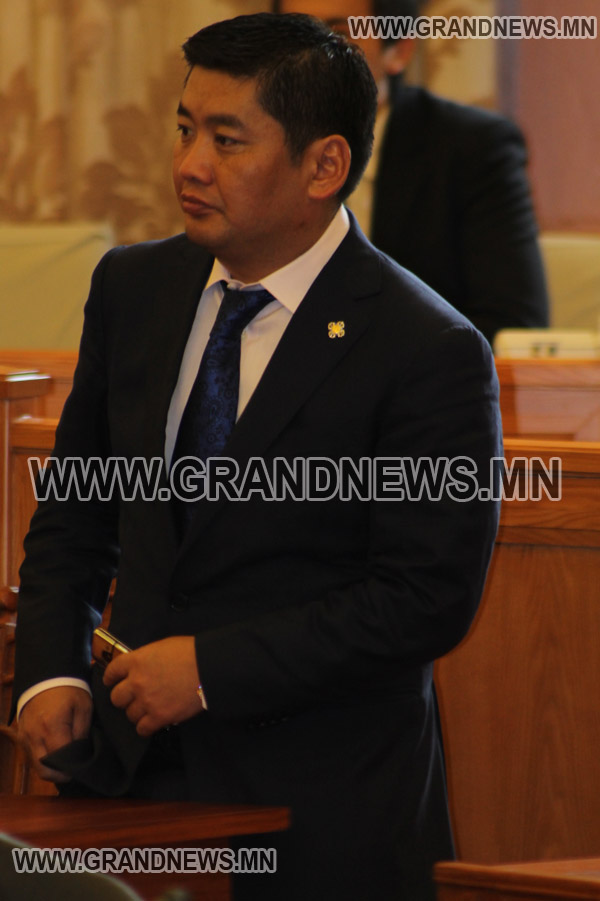 Ярьдаг л юм байна ш дээ