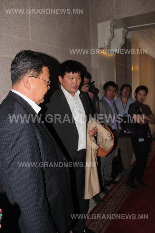 СЕХ-ны дарга АН-ын угшилтай хүн