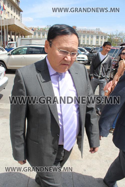 Д.Дондогт таван жилийн ял төлөвлөжээ