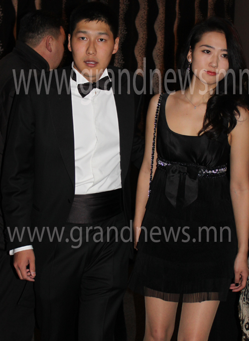 Сү.Батболдын хүү Баттүшигийн хагас сая долларын байр