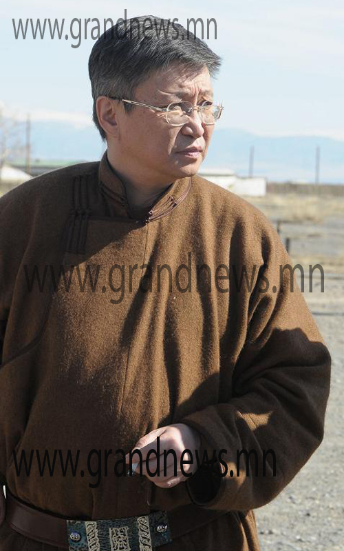 С.Баяр өдөр шөнөгүй нисэж байна