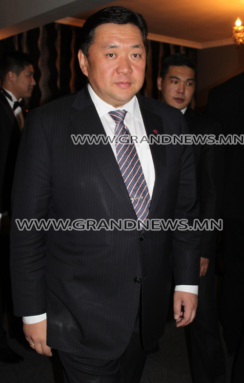  Дэд даргын дэндсэн их ажил