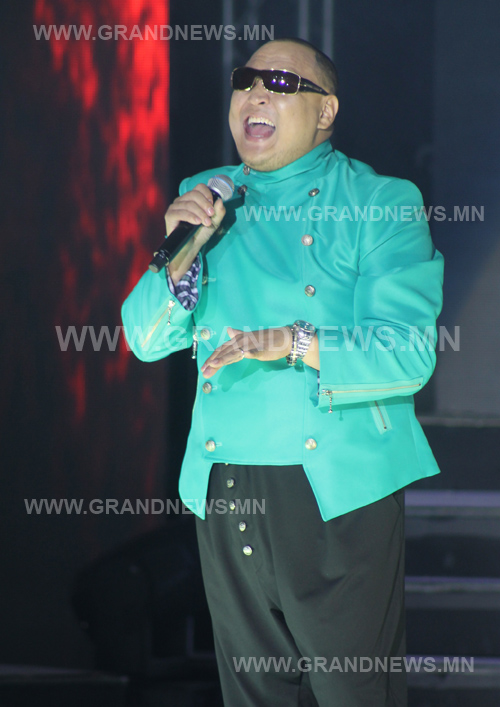 Халзан Дээгий хатан хаантай хамтрана