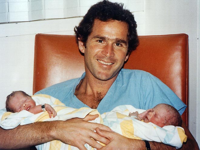 Жорж Буш өвөө болох нь 