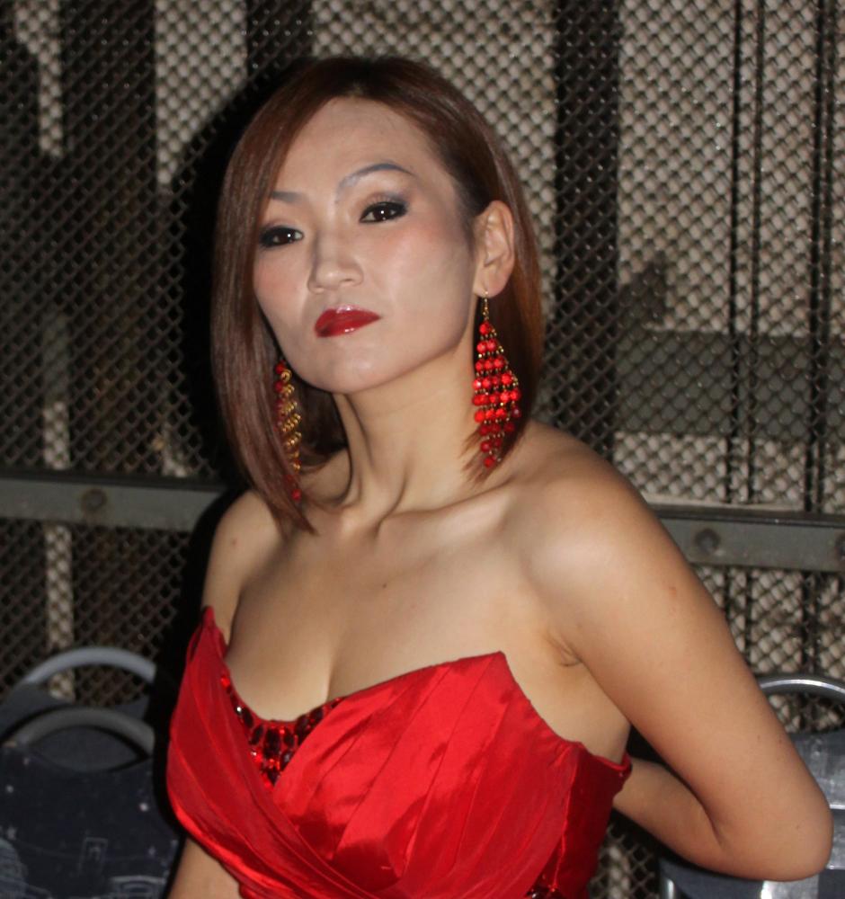 Ө.Уянга хайраа олов бололтой…