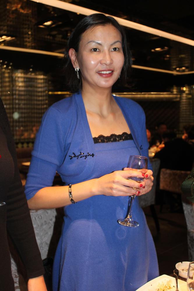 Титэмгүй топууд  ¹1