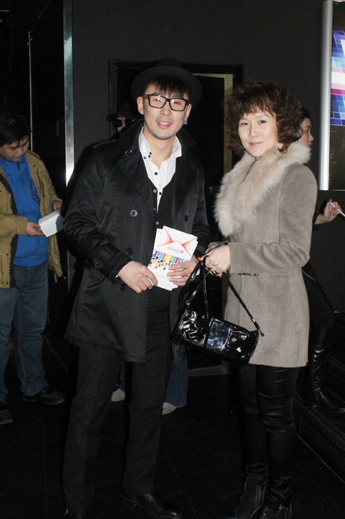 Ууганаа сармагчинаас бага зэрэг царайлаг